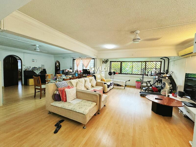 236 LORONG 1 TOA PAYOH image 1 of 10