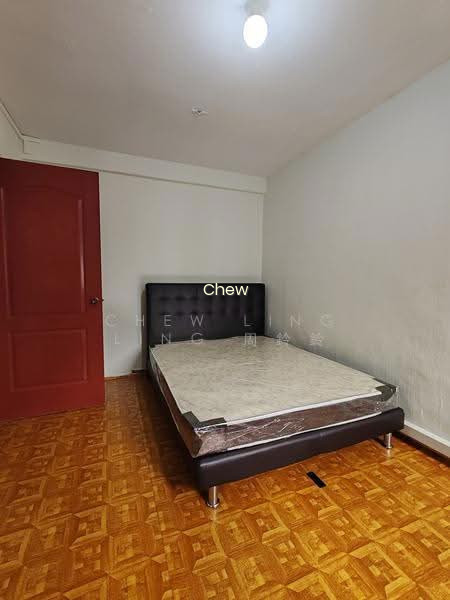 532 UPPER CROSS STREET photo 2