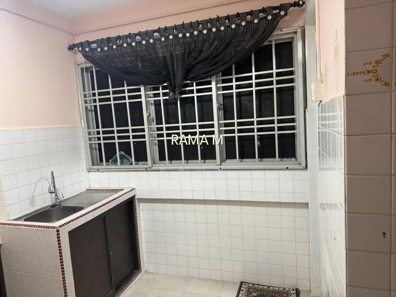 STUDIO HDB FOR RENT IN 633 YISHUN STREET 61 photo 4
