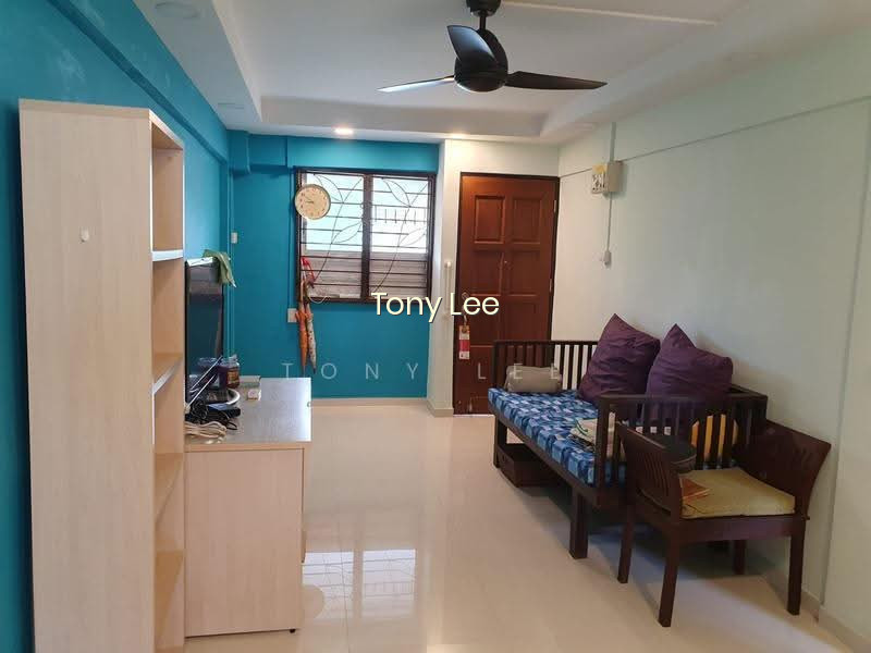 121 ANG MO KIO AVENUE 3 photo 3