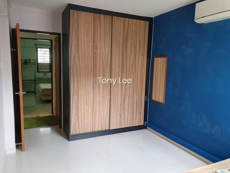121 ANG MO KIO AVENUE 3 photo 4