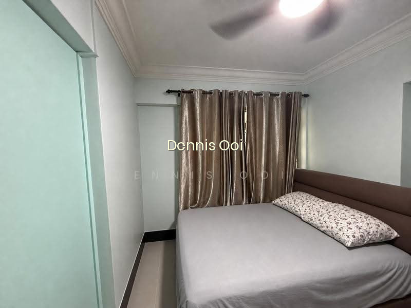 477 SEMBAWANG DRIVE photo 6
