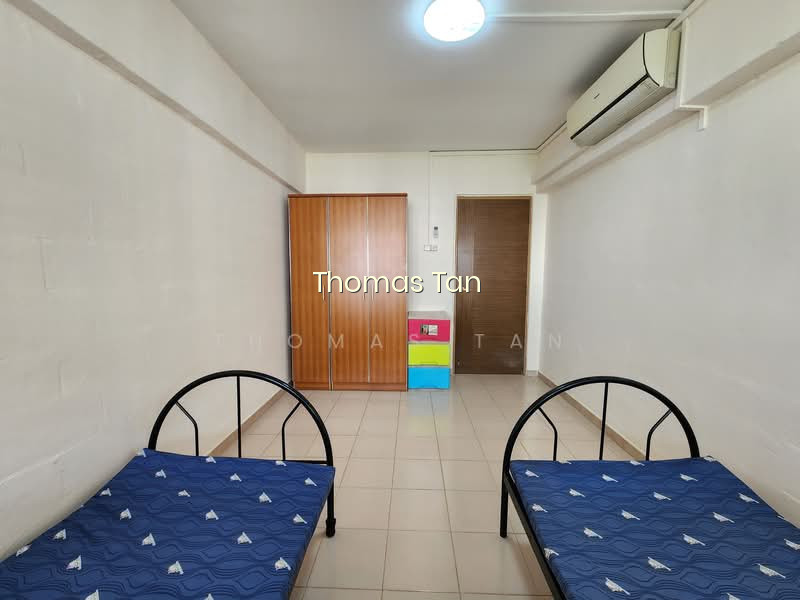 239 HOUGANG STREET 22 photo 4