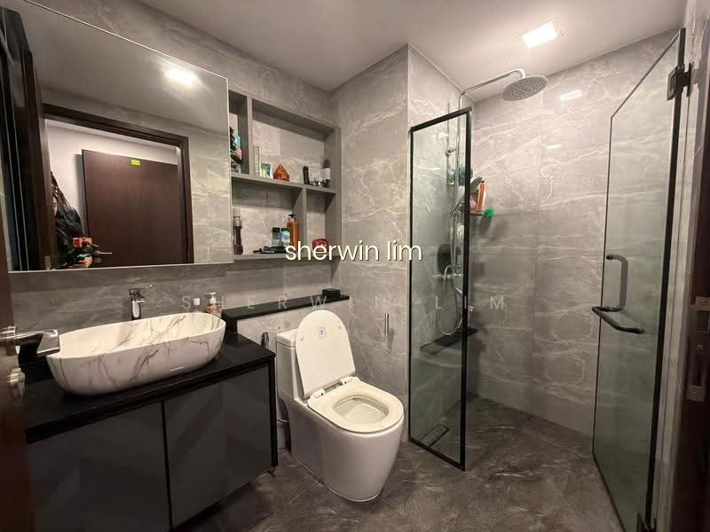 THE BROWNSTONE photo 5