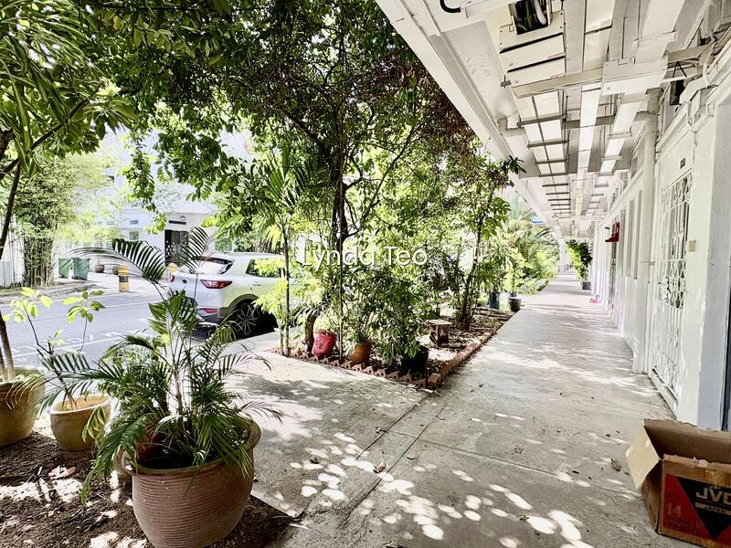 TIONG BAHRU ESTATE photo 5