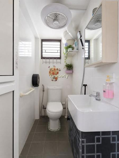 415 Pandan Gardens photo 6