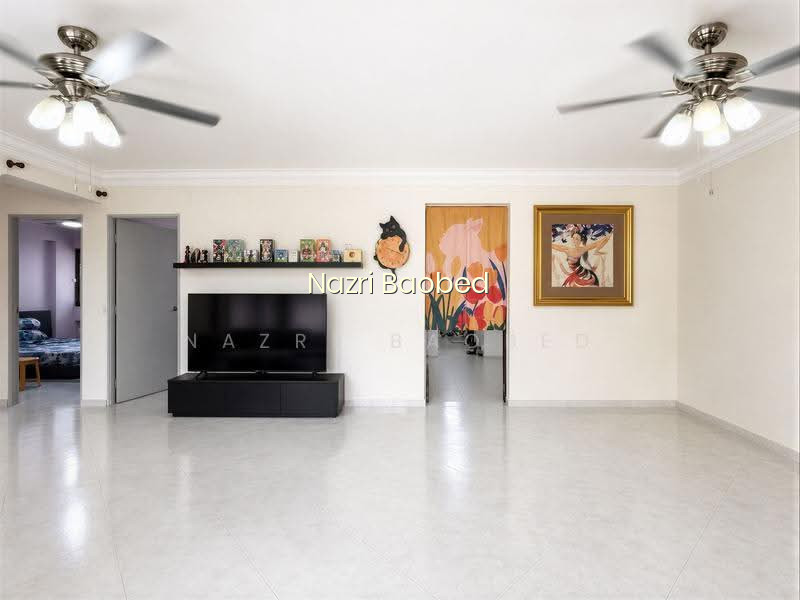 653 WOODLANDS RING ROAD photo 2