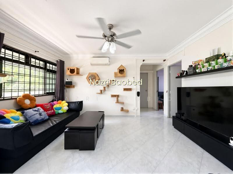 653 WOODLANDS RING ROAD photo 5