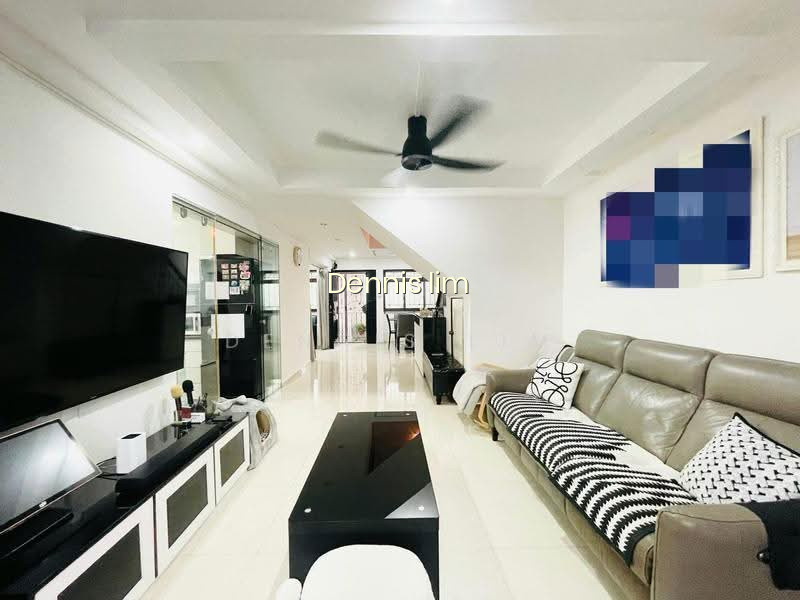 636 WOODLANDS RING ROAD photo 2
