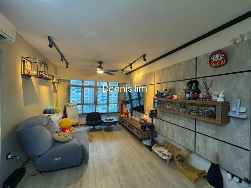 453B FERNVALE ROAD