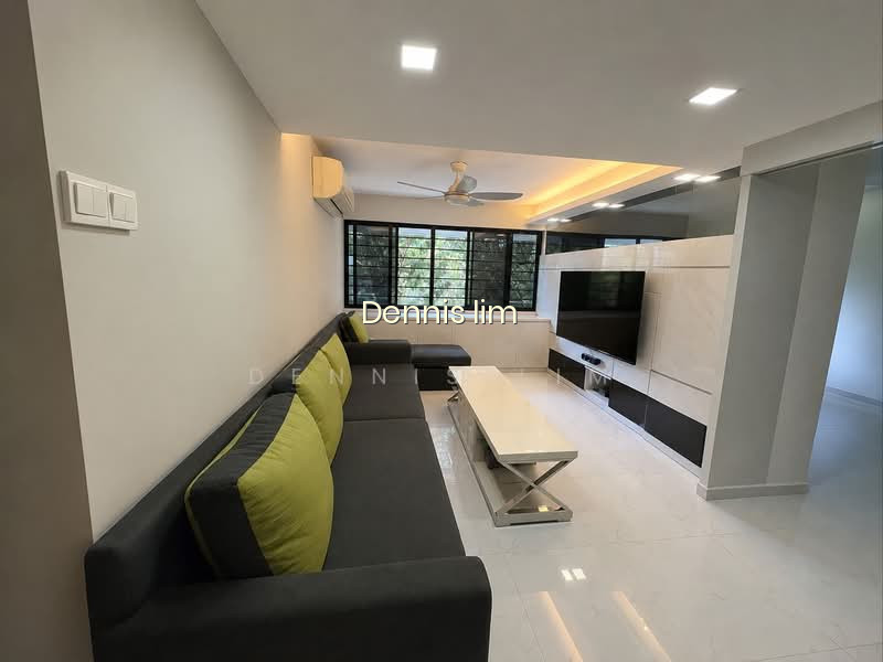 34 TEBAN GARDENS ROAD image 1 of 10