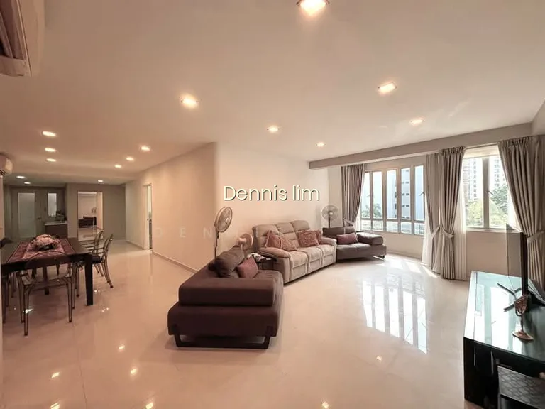 Ritz Mansions image 1 of 10