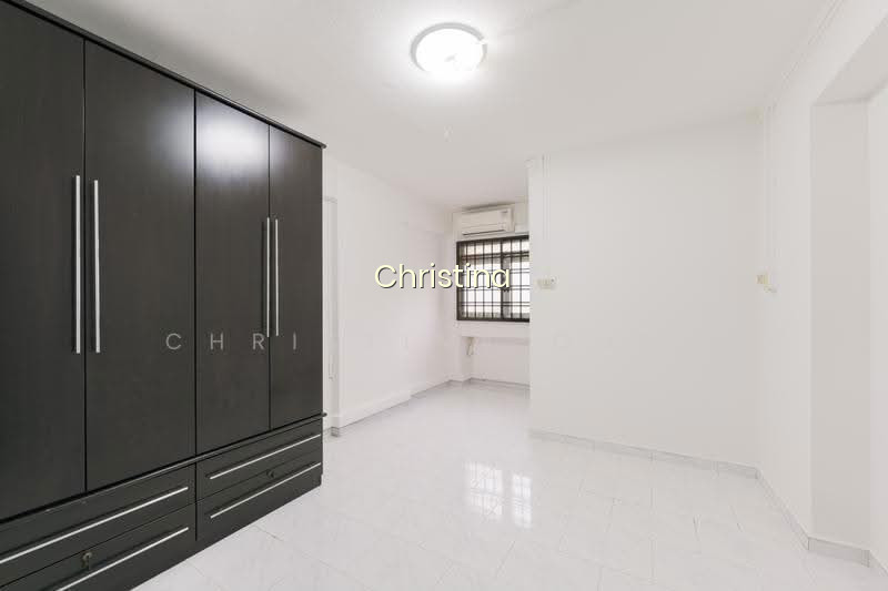 810 JURONG WEST STREET 81 photo 5