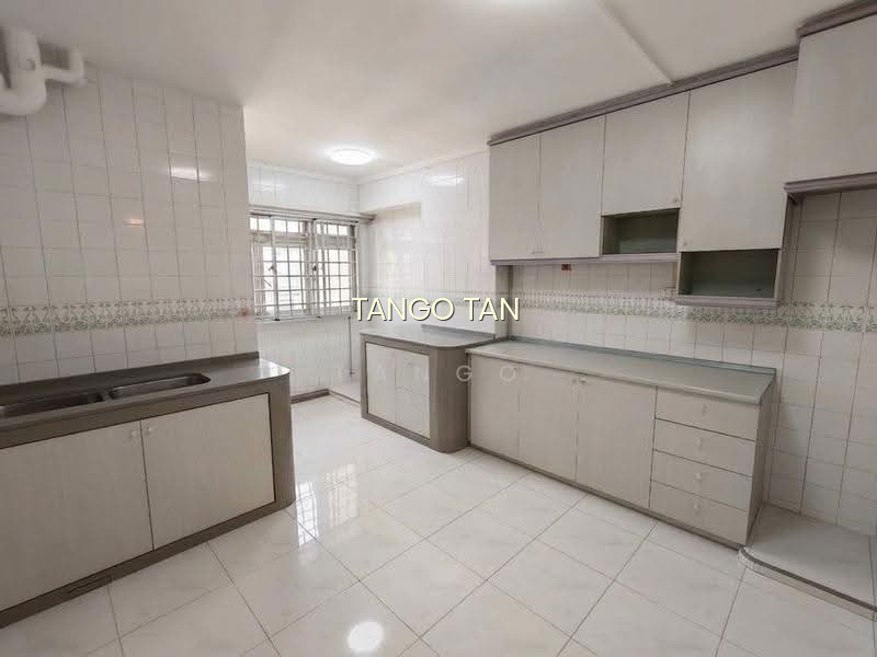 390 TAMPINES AVENUE 7 photo 5