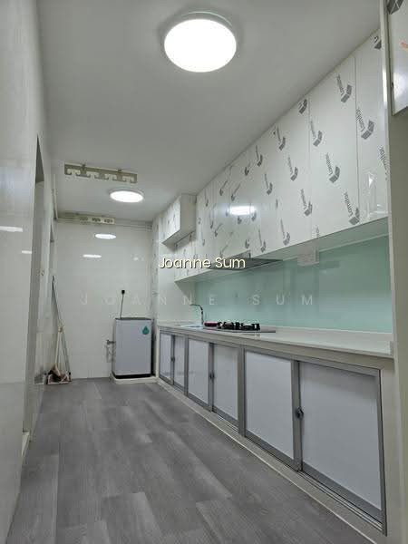 354D ADMIRALTY DRIVE photo 5