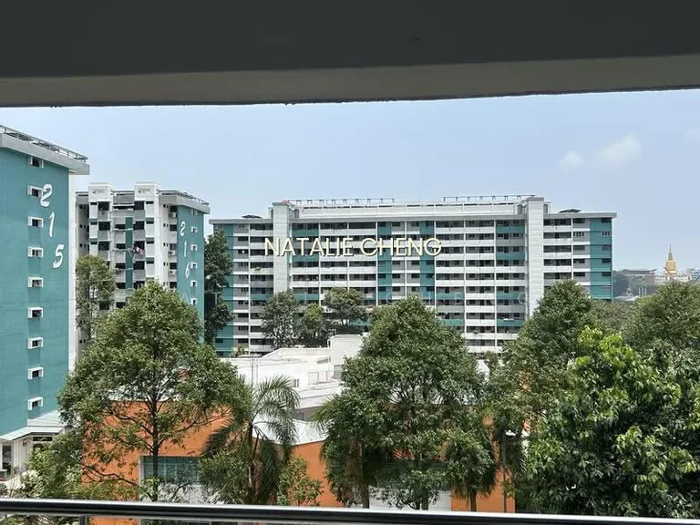 214 Ang Mo Kio Avenue 3 image 1 of 10