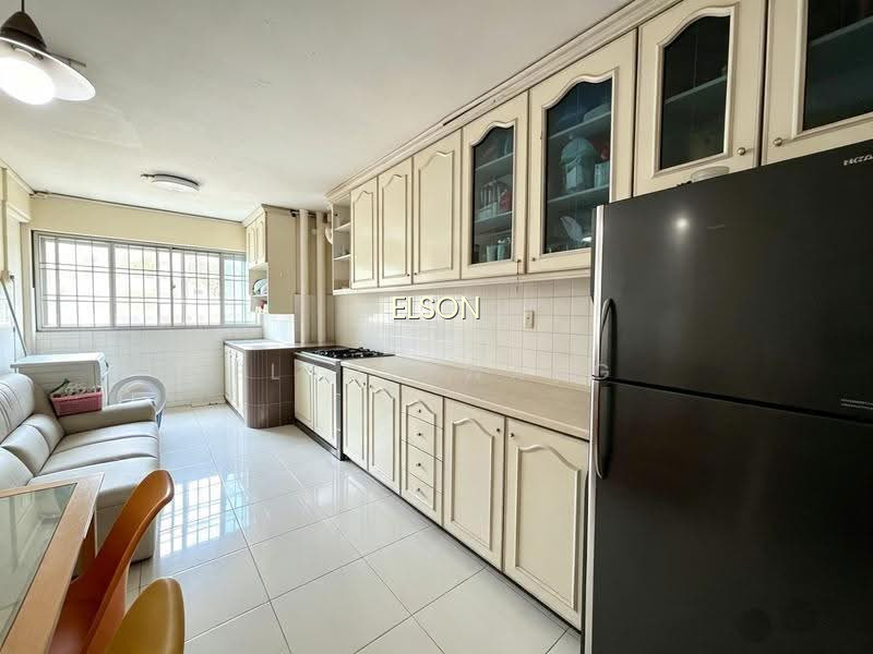 180 ANG MO KIO AVENUE 5 photo 6