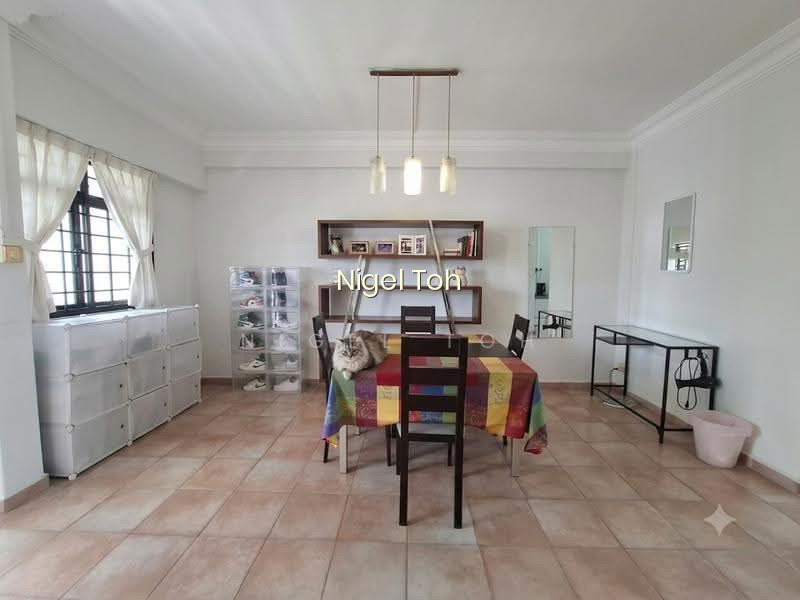 365 TAMPINES STREET 34 photo 3