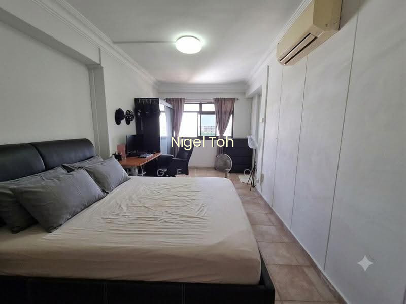 365 TAMPINES STREET 34 photo 5
