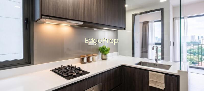 NORTH PARK RESIDENCES photo 2