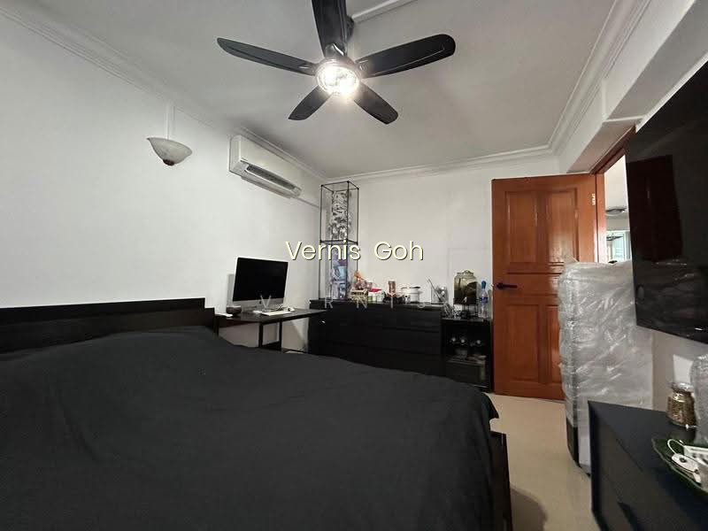 34 WHAMPOA WEST image 1 of 6