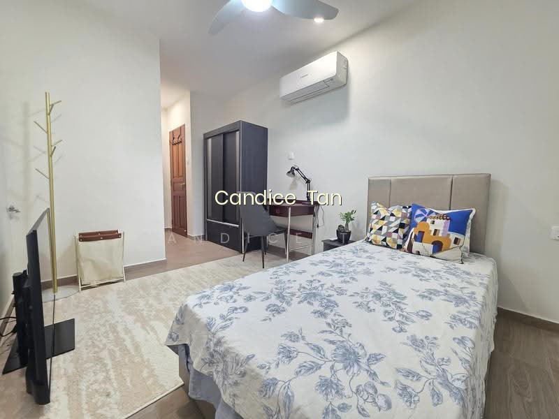 PRIVATE SUITE, WALK TO KOVAN MRT image 1 of 4