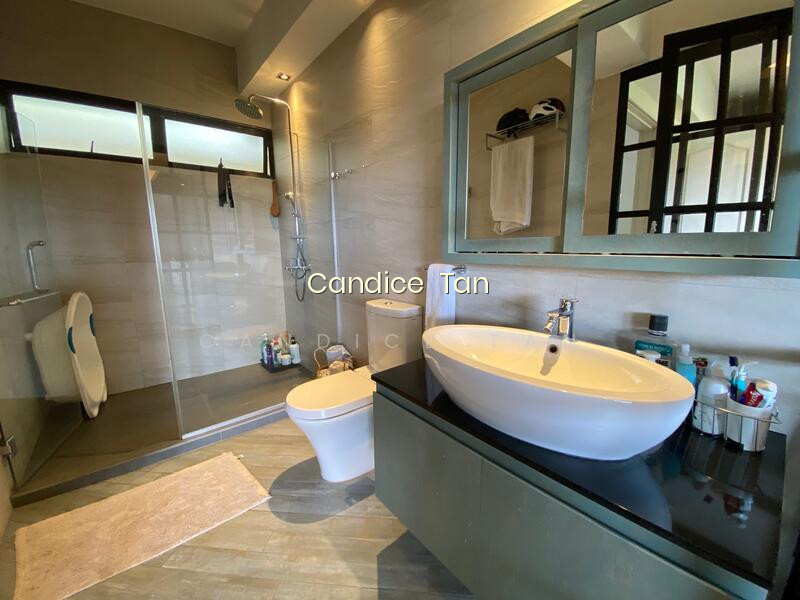 HILLCREST ARCADIA photo 3