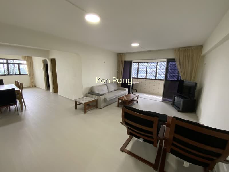 710 ANG MO KIO AVENUE 8 photo 2