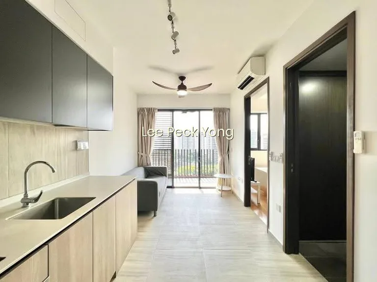 Grandeur Park Residences image 1 of 10