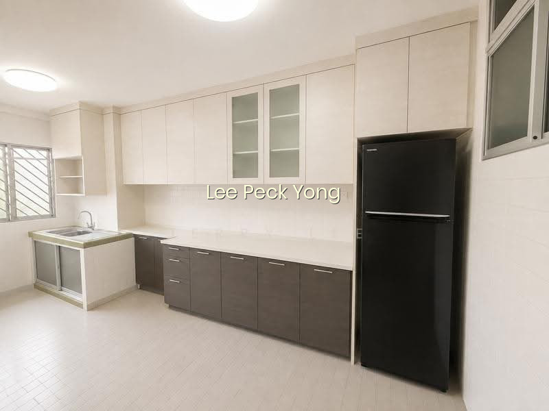 Potong Pasir photo 3