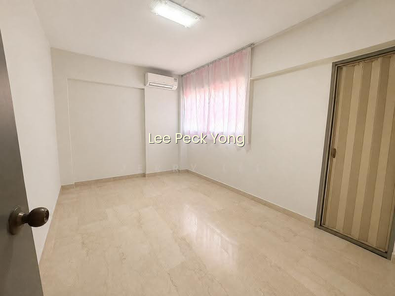 Potong Pasir photo 5