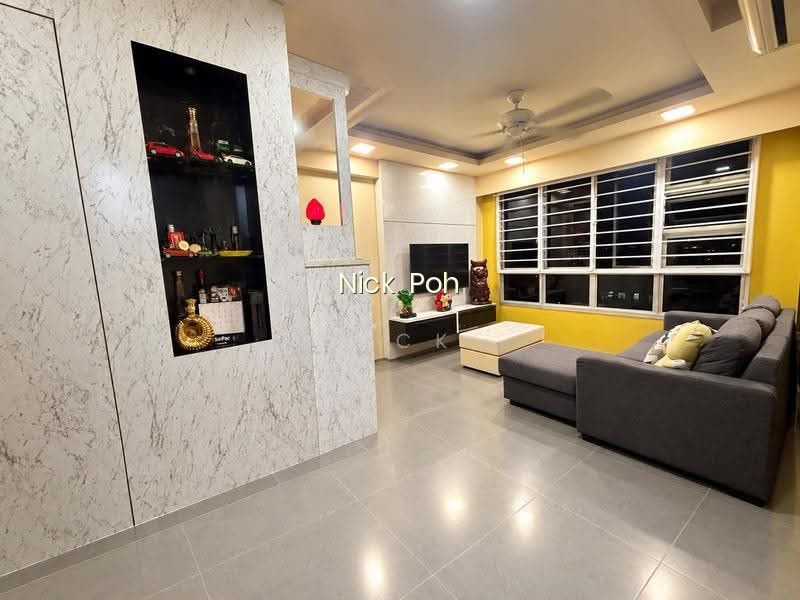785B WOODLANDS RISE image 1 of 6