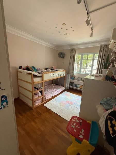 847 WOODLANDS STREET 82 photo 6