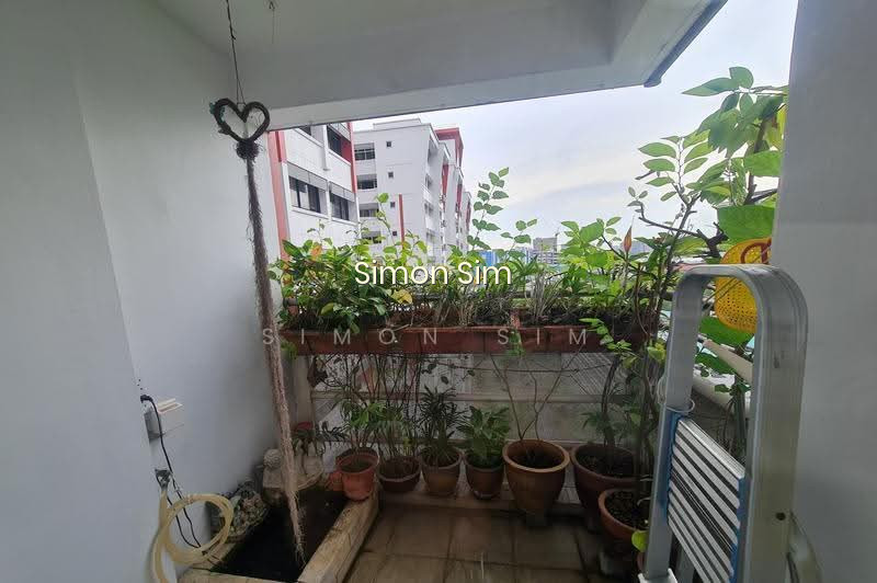 279 TOH GUAN ROAD photo 4