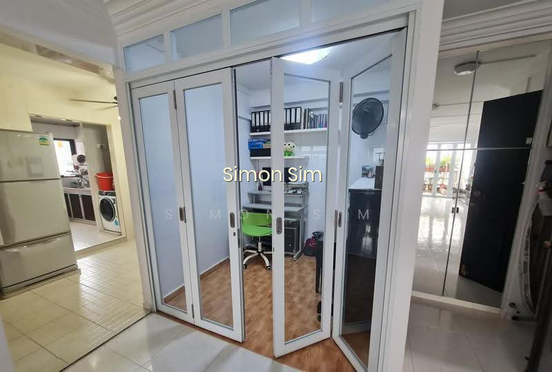 279 TOH GUAN ROAD photo 6