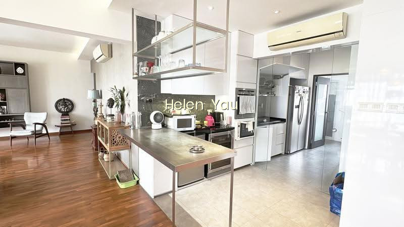 RIDGEWOOD CONDOMINIUM photo 4