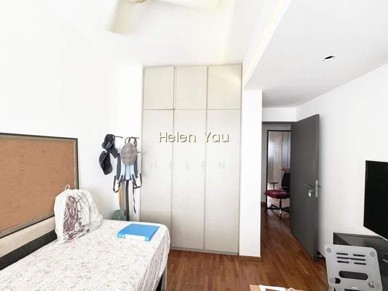 RIDGEWOOD CONDOMINIUM photo 6