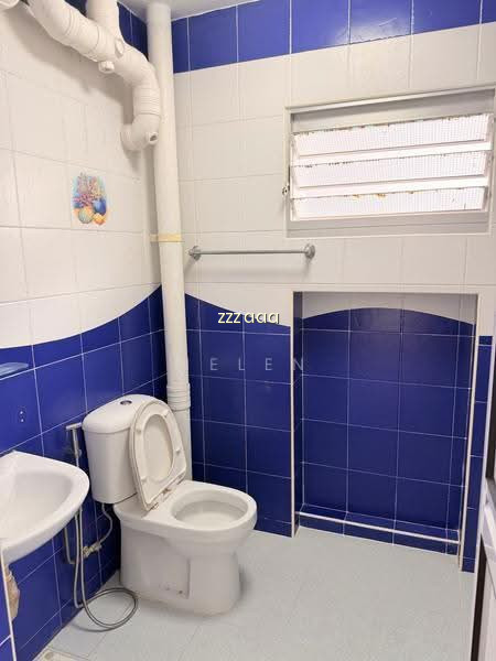 572 PASIR RIS STREET 53 photo 2