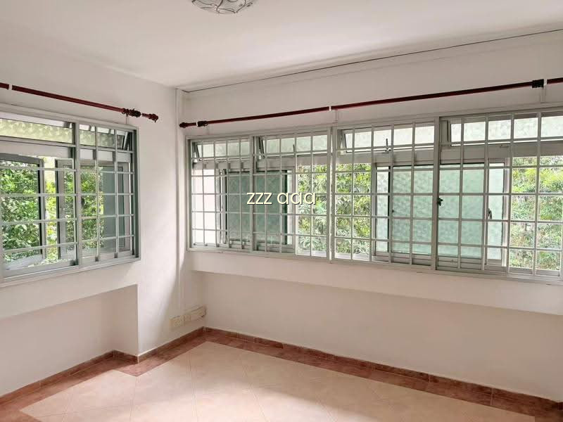 572 PASIR RIS STREET 53 photo 5