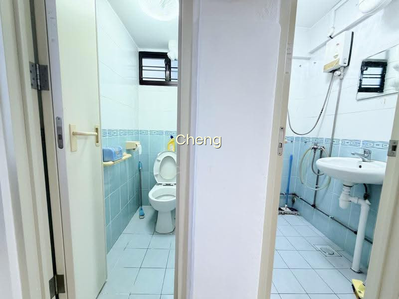 2 HOUGANG AVENUE 3 photo 6