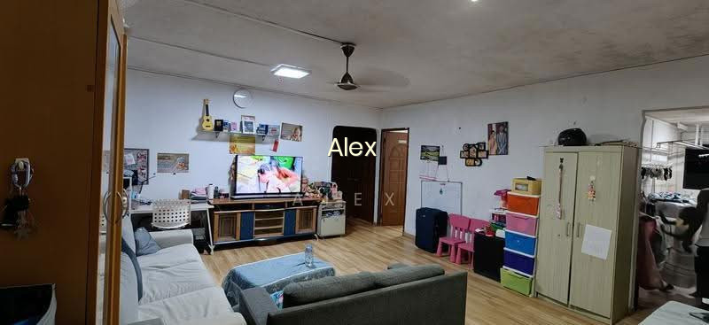 304 BUKIT BATOK STREET 31 image 1 of 10