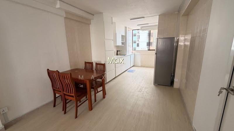 410 TAMPINES STREET 41 image 1 of 9