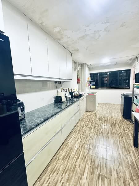 430 CLEMENTI AVENUE 3 photo 3