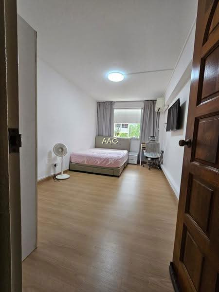 820 YISHUN STREET 81 image 1 of 8