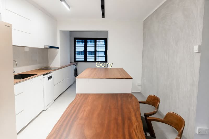 416 SERANGOON CENTRAL photo 5