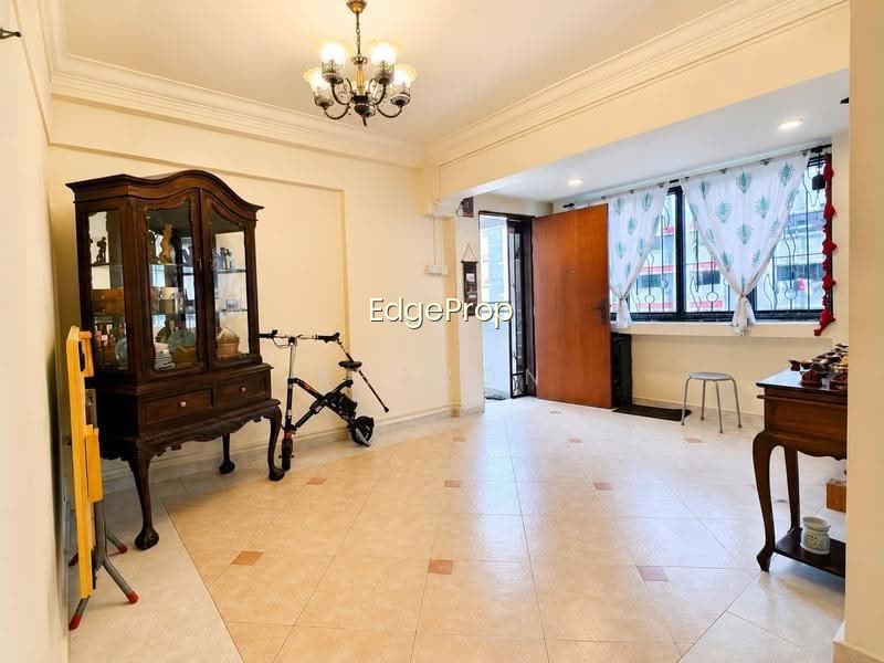 408 JURONG WEST STREET 42 photo 2