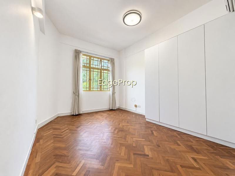 Orange Regency photo 6