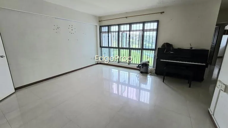 391 Bukit Batok West Avenue 5 image 1 of 10