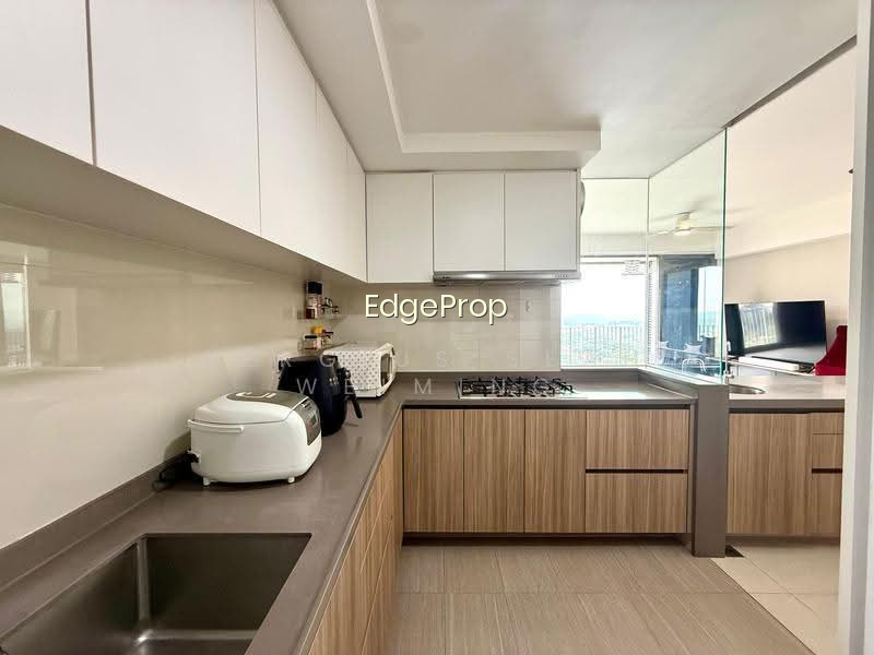 RIVERCOVE RESIDENCES EC photo 5