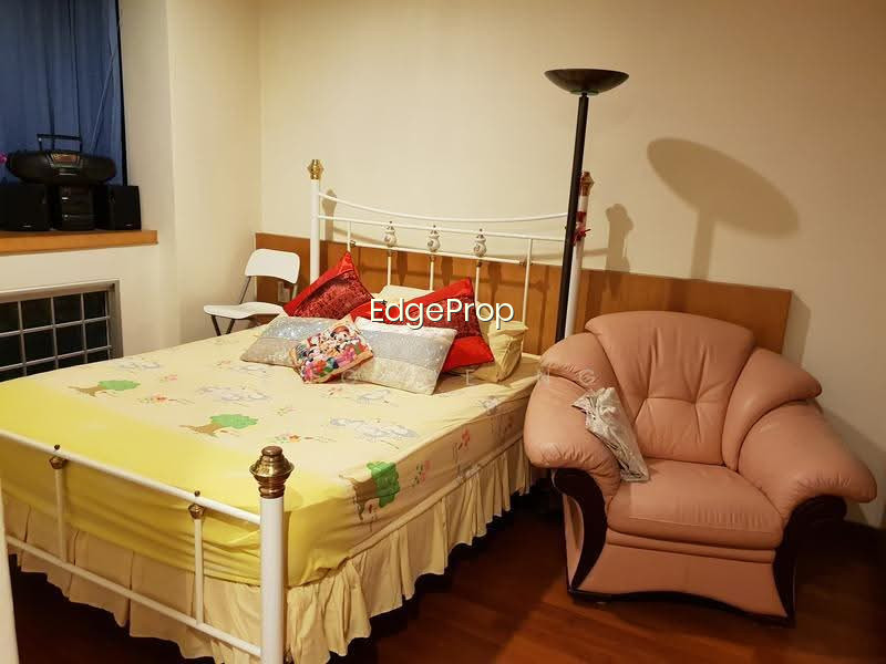 Breezy Mansions photo 4